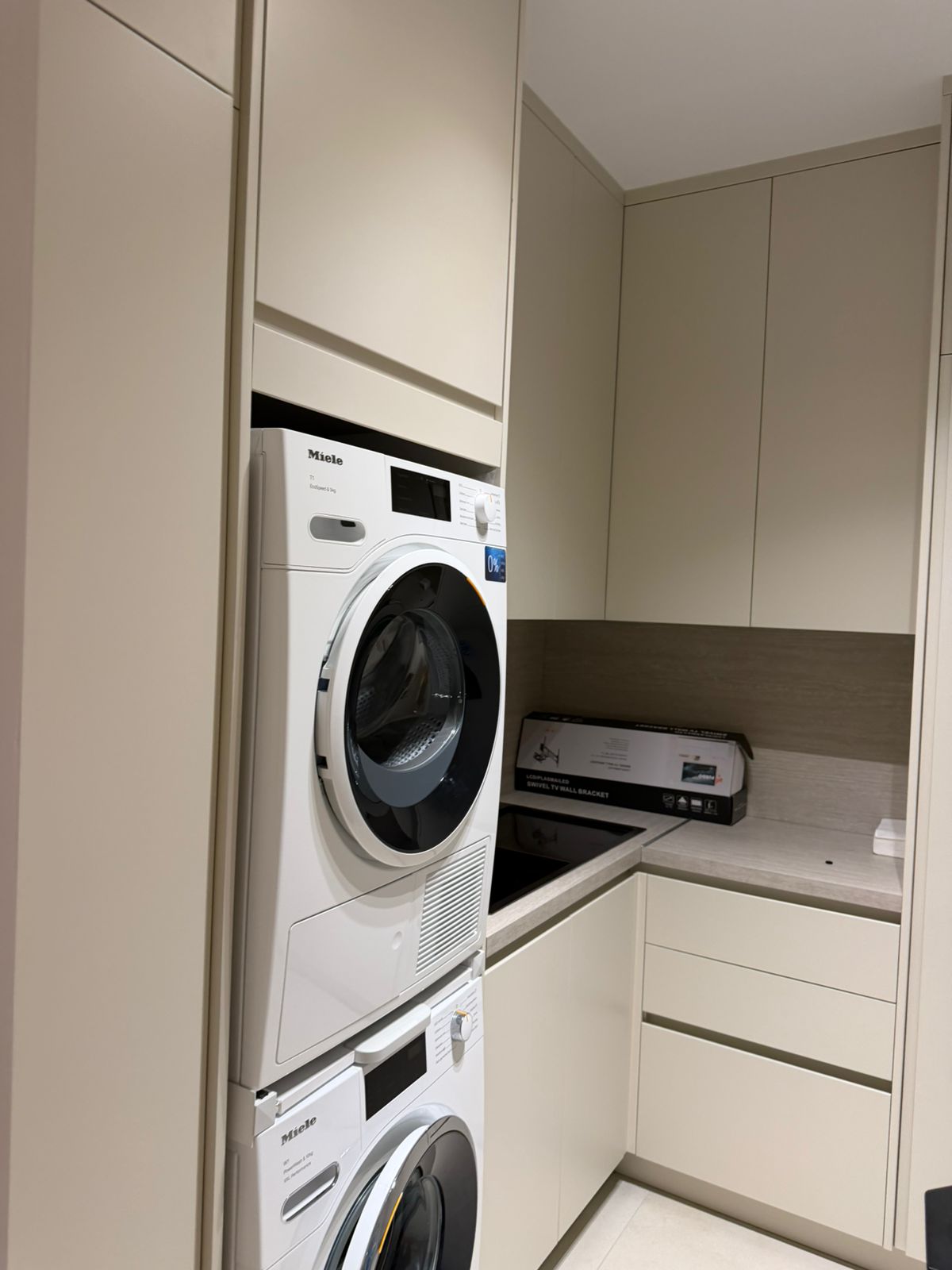 Real Atelier Oak install